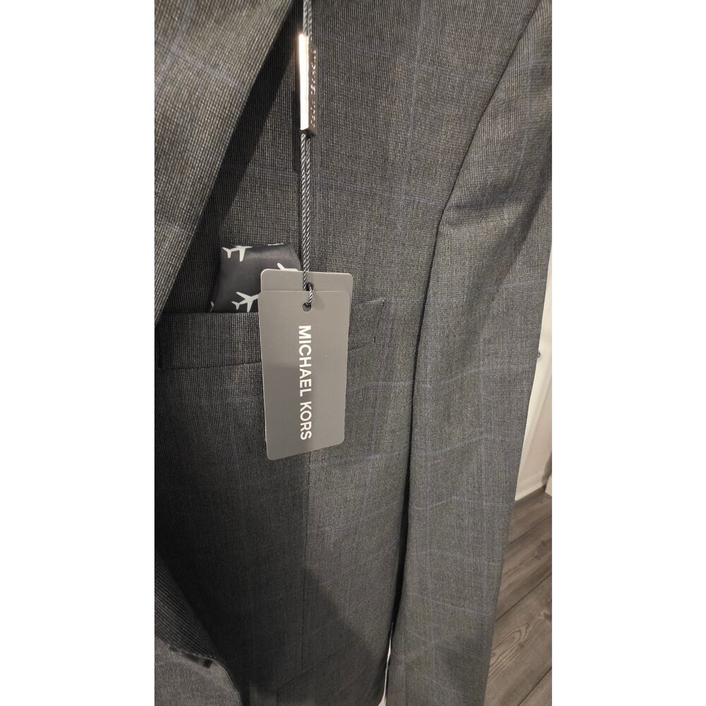 Michael Kors BKANT 2-Piece Plaid Suit for Boys 18R/29.5" W Gray/Blue Color - Picture 4 of 11
